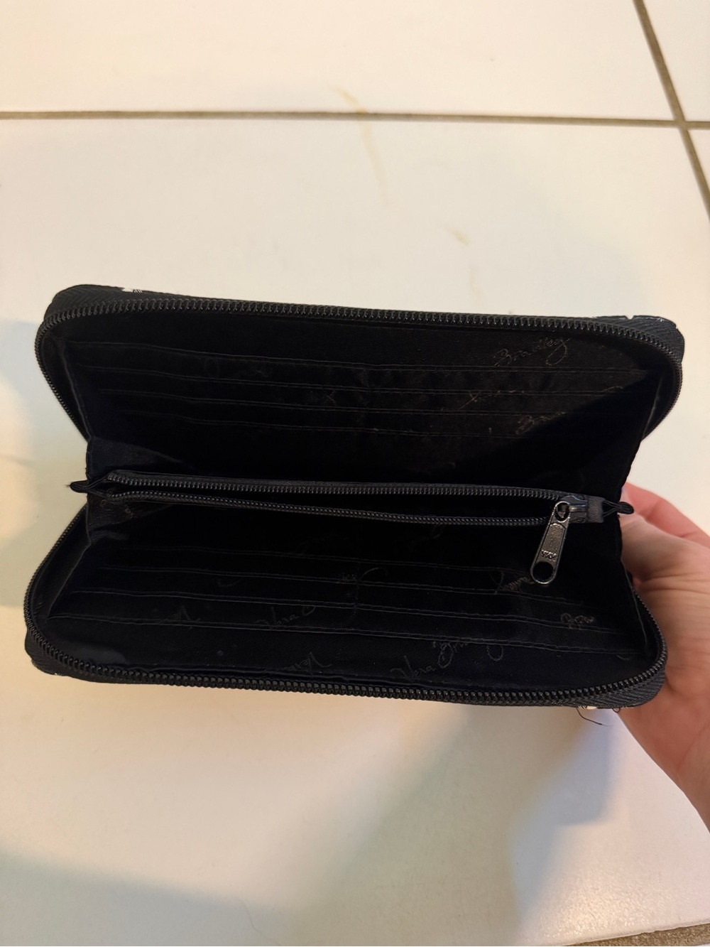 Vera Bradley Black and White Geometric Zip Wallet - Picture 2 of 4